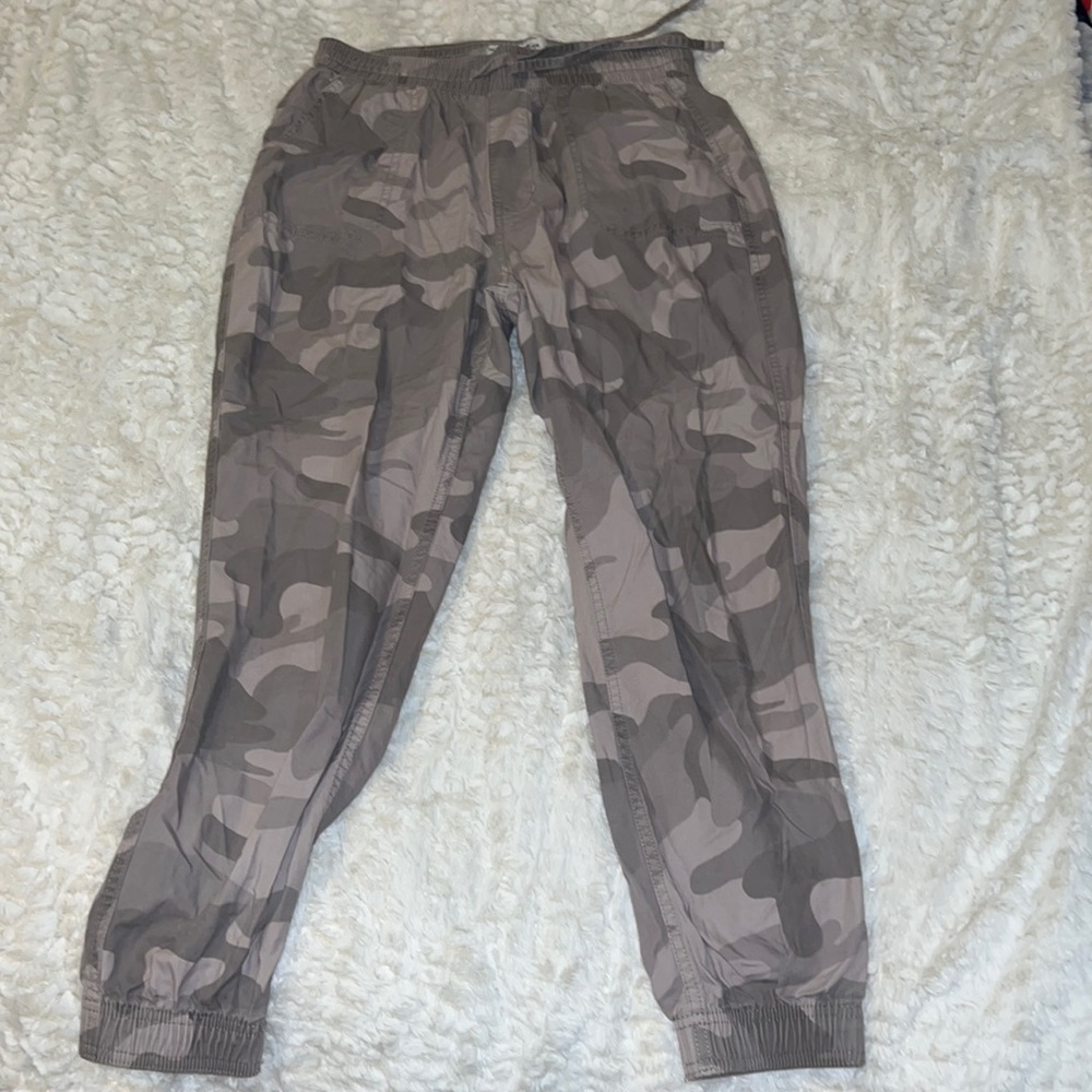 Hollister ultra high rise joggers camo